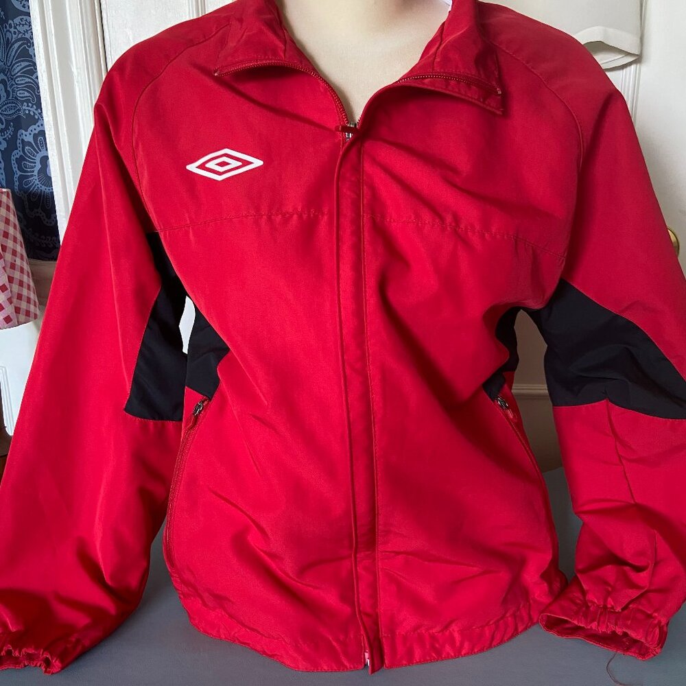 Umbro vintage windbreaker jacket - Size YL, retro, blokecore